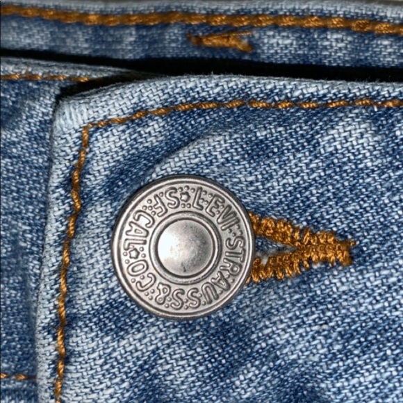 Levi’s Jean Skirt - Picture 2 of 7